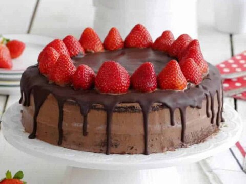 Gâteau au chocolat et fraises