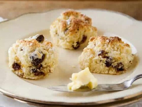 Scones aux dattes et au citron