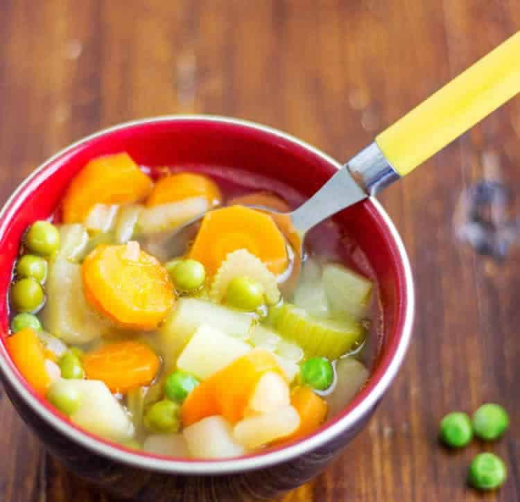 Soupe light riche en vitamine