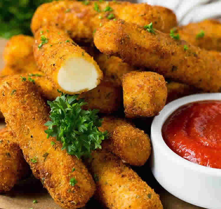 Apéro bâtonnets de mozzarella et marinara