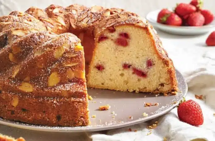 Cake amandes et fraises