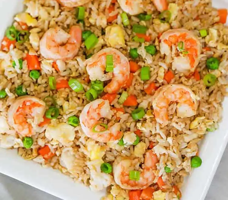 Riz aux crevettes et légumes