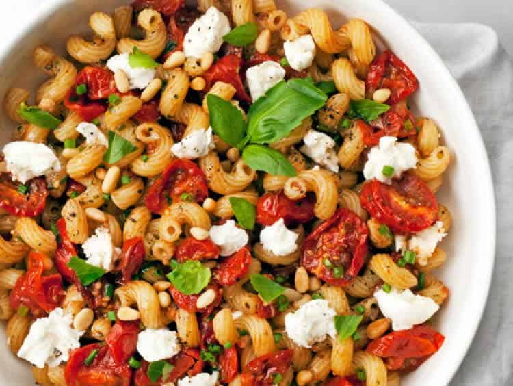 Salade pâtes tomates et mozzarella au cookeo