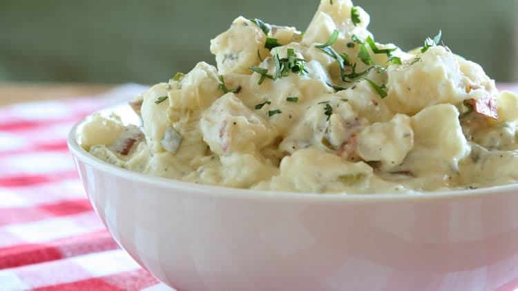Cuisson de pommes de terre à la vapeur