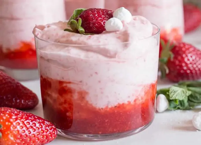 Dessert crème à la fraise au thermomix