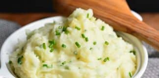Purée de pommes de terre à la ciboulette