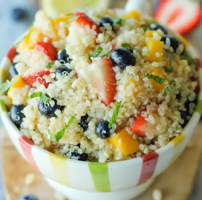 Salade quinoa aux fruits
