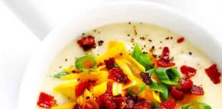 Soupe de pommes de terre et oignons