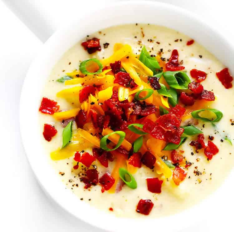 Soupe de pommes de terre et oignons
