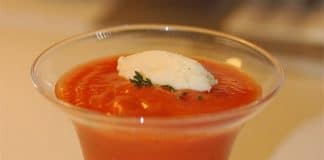 Soupe de tomate froide