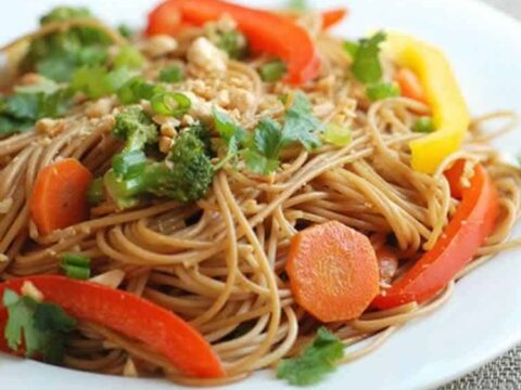 Nouilles sautées avec légumes au cookeo