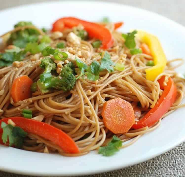 Nouilles sautées avec légumes au cookeo