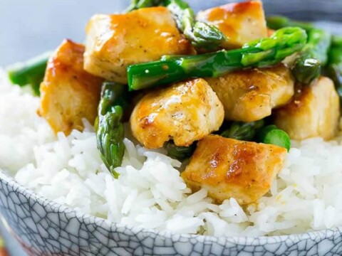 Poulet aux asperges vertes