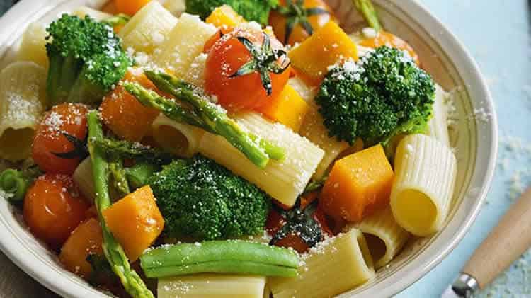Jardinière de légumes et pâtes au cookeo