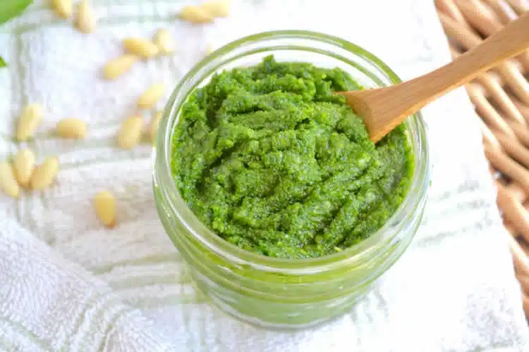 Pesto de persil plat