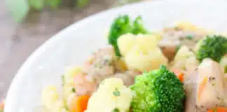 Poulet aux brocoli chou-fleur et carottes