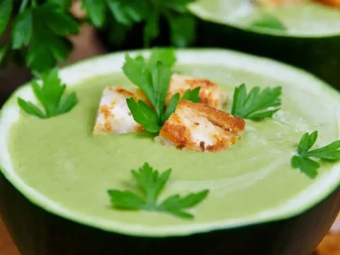 Soupe de courgettes et poireaux au cookeo