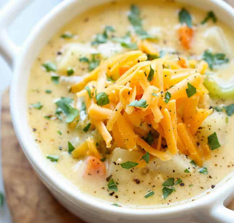Soupe de poulet au fromage