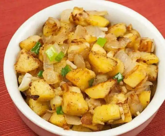 Pommes de terre sautées avec oignon