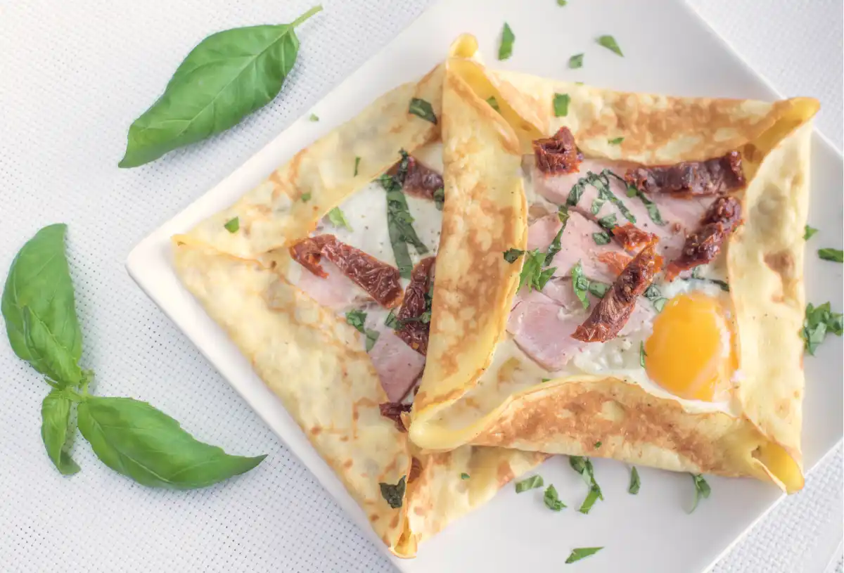 crêpes aux oeufs et jambon au four