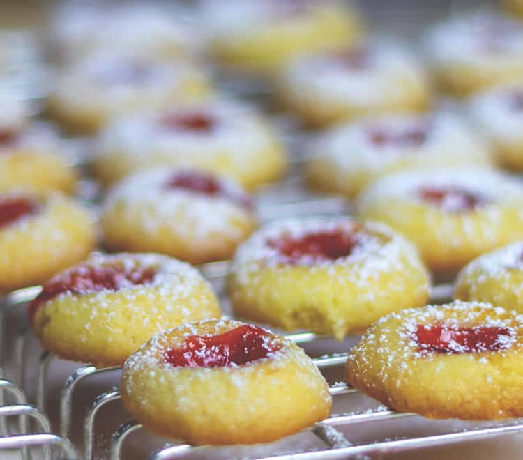 Biscuits à la confiture de fraise