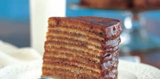 Layer cake au chocolat et vanille