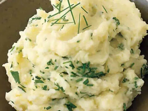 Purée de pommes de terre aux herbes