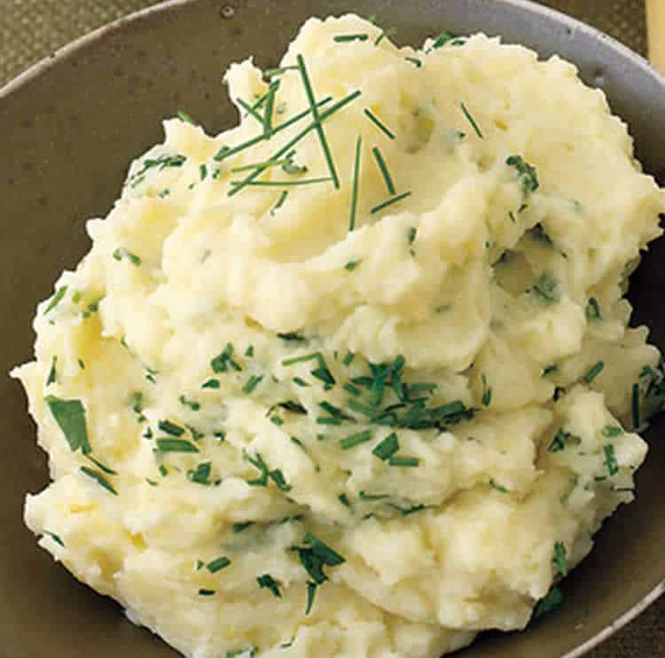 Purée de pommes de terre aux herbes
