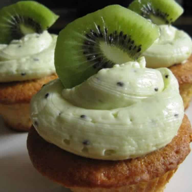 Cupcakes au glaçage kiwi