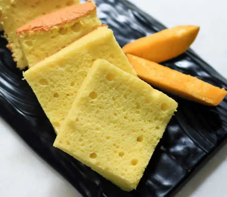 Sponge cake à la mangue