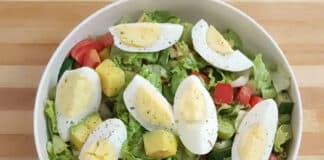 Salade aux œufs et à l'avocat