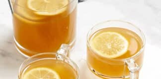Infusion de citron et de camomille