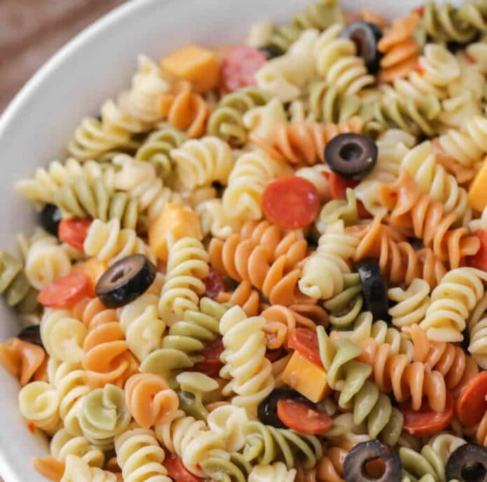 Salade de pâtes froide à la vinaigrette