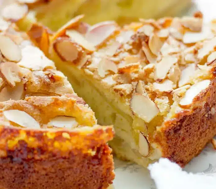 Gâteau aux pommes et aux amandes