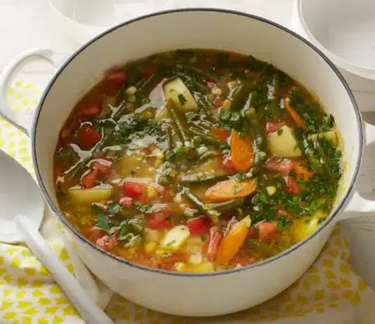 Soupe de légumes traditionnelle