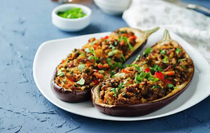 Aubergines farcies au viande hachée et quinoa