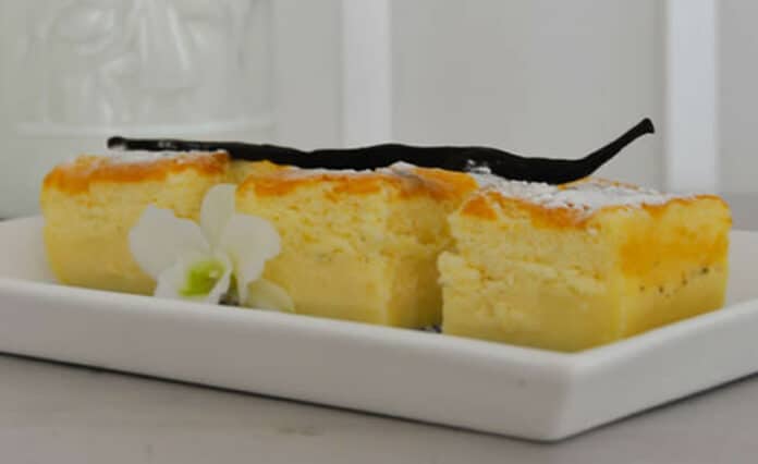 Gâteau magique et moelleux à la vanille