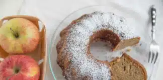 Apple cake