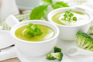 Soupe de brocolis au fromage au thermomix