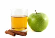 Eau détox à la pomme et à la cannelle