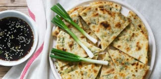 Crêpes aux oignons verts