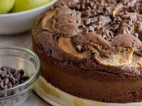 Gâteau moelleux au chocolat et poires