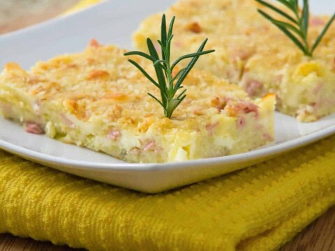 La délicieuse tarte aux pommes de terre et jambon