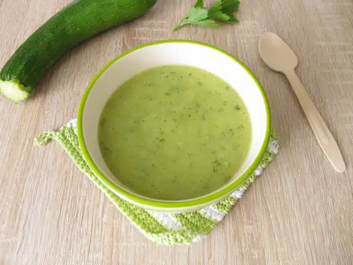 Soupe savoureuse de courgette au cookeo