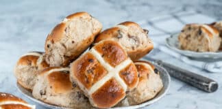 Hot cross bun - Petit pain traditionnel de Pâques
