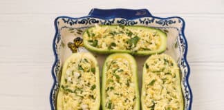 Courgettes farcies au fromage râpé