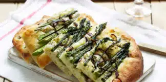 Focaccia aux asperges