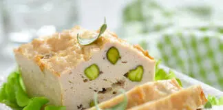 Terrine de poulet aux pistaches