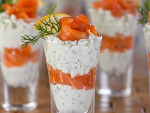 Verrine de fromage blanc à l'aneth et saumon