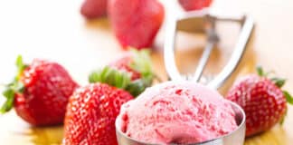 Crème glacée aux fraises